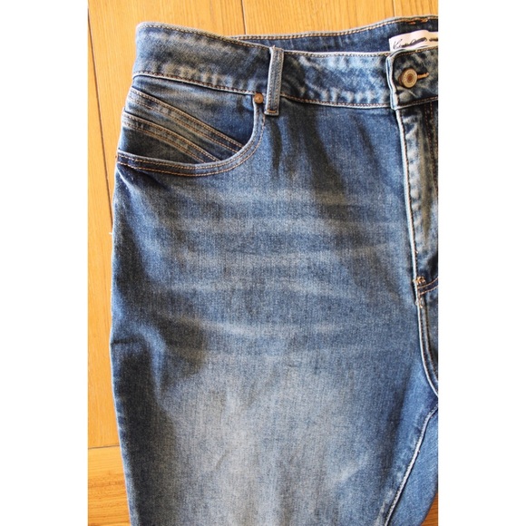 NEW KanCan Flare High Rise Back Seam Jeans Plus Size 22 Long - Picture 5 of 12